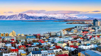 Khám phá vẻ đẹp của vùng đất Iceland
